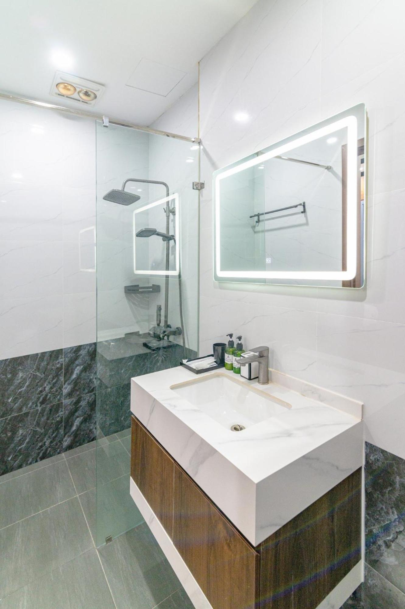 Luxe Paradise Dang Thai Mai Appartement Hanoï